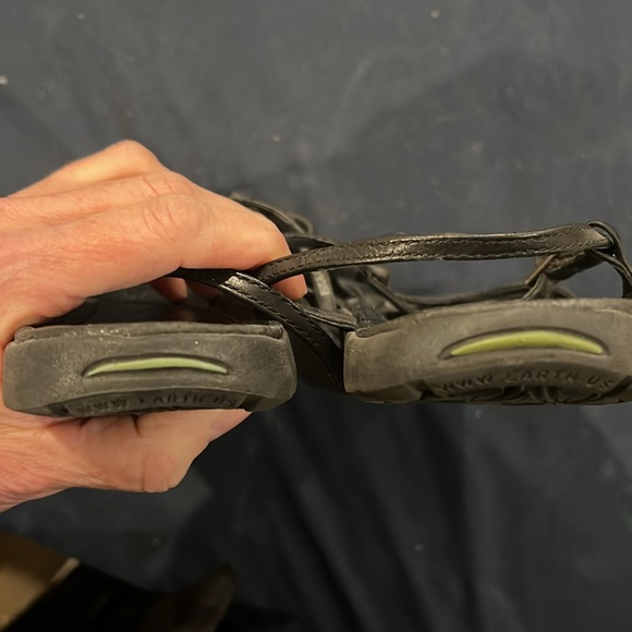 Earth Kalso 9.5 Sizzle Black Used Priced to sell no offers - Picture 7 of 7